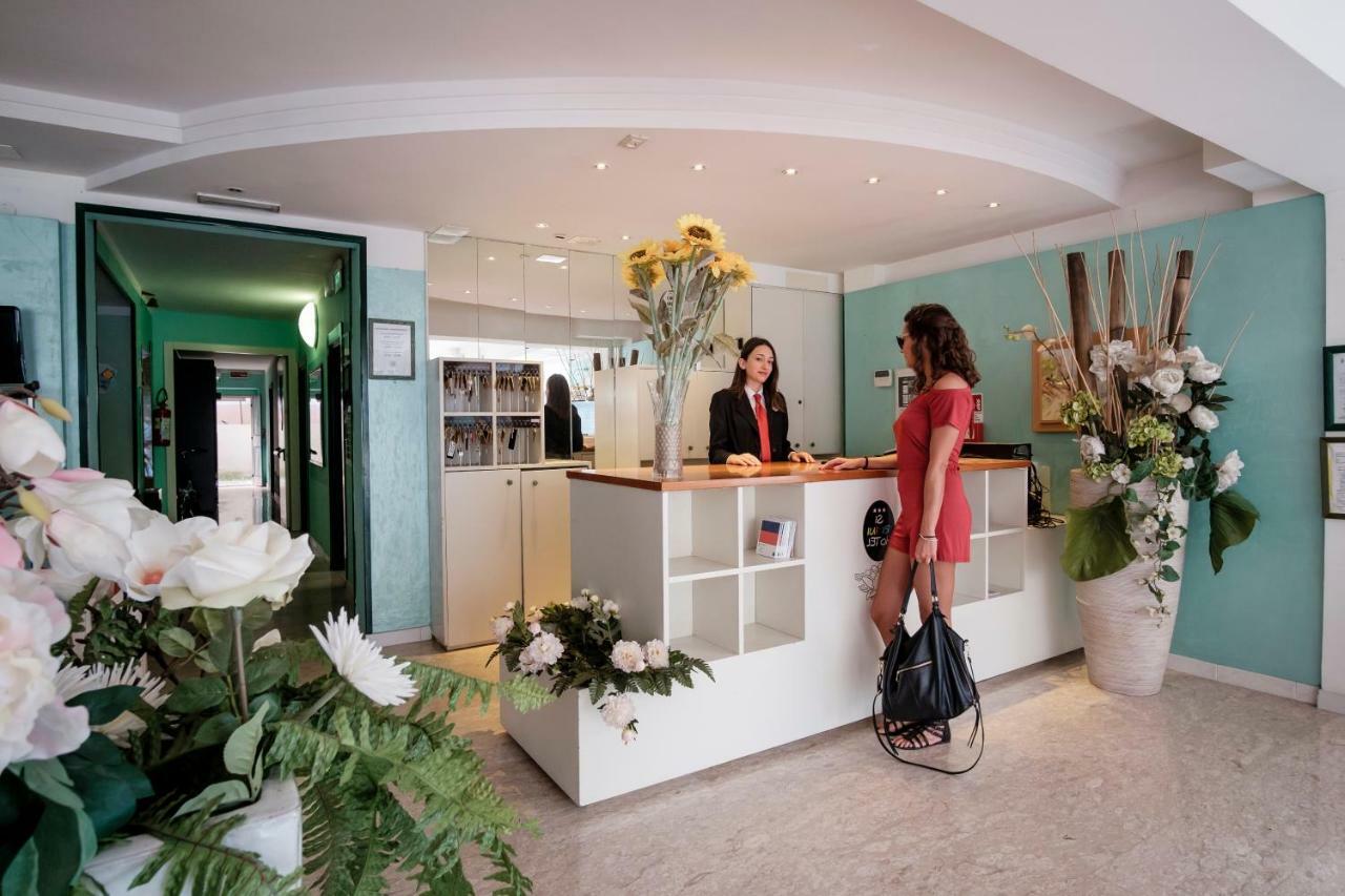 Si Rimini Hotel Dış mekan fotoğraf